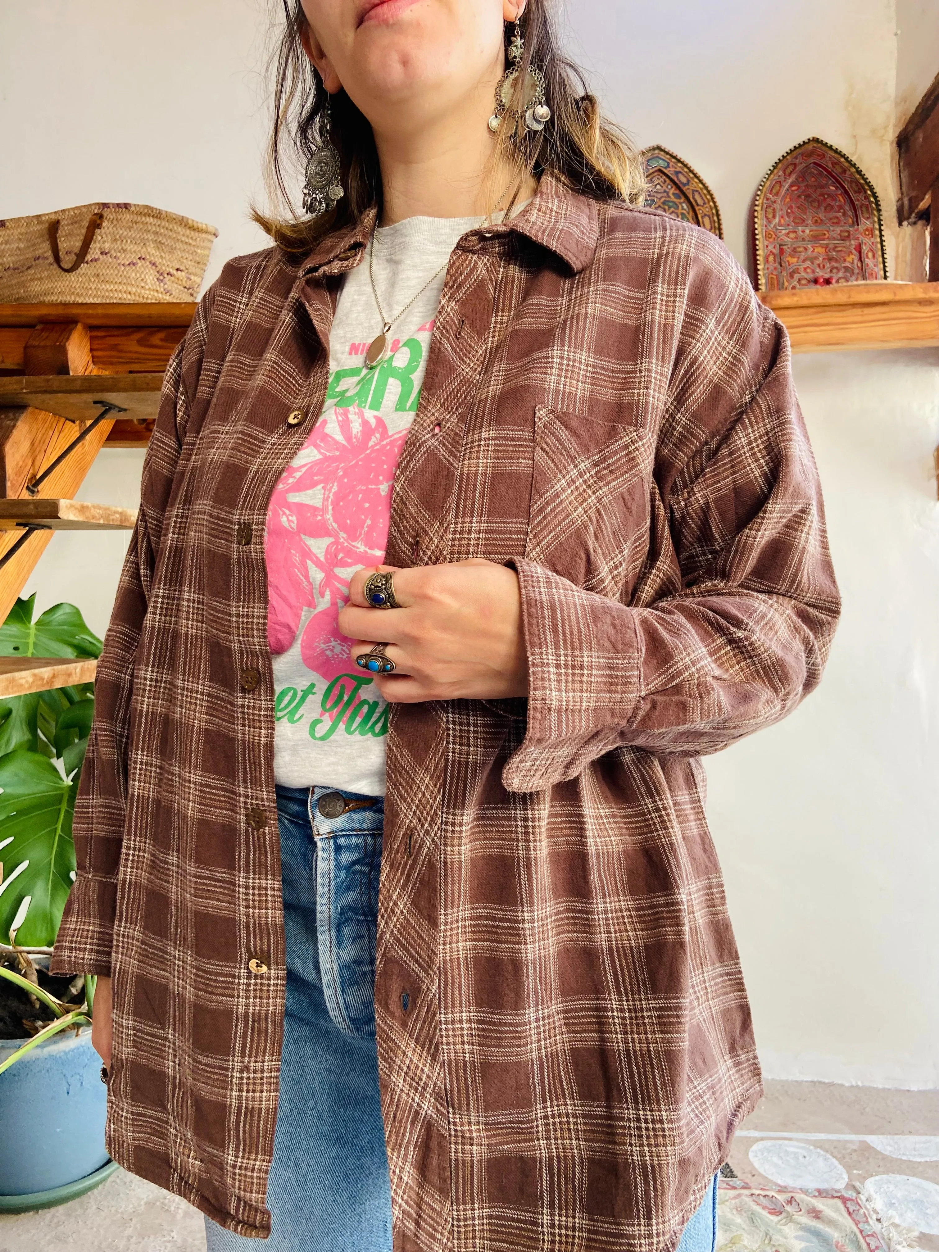 VINTAGE 90’s Brown Flannel Checked Long Sleeve Shirt - M/L