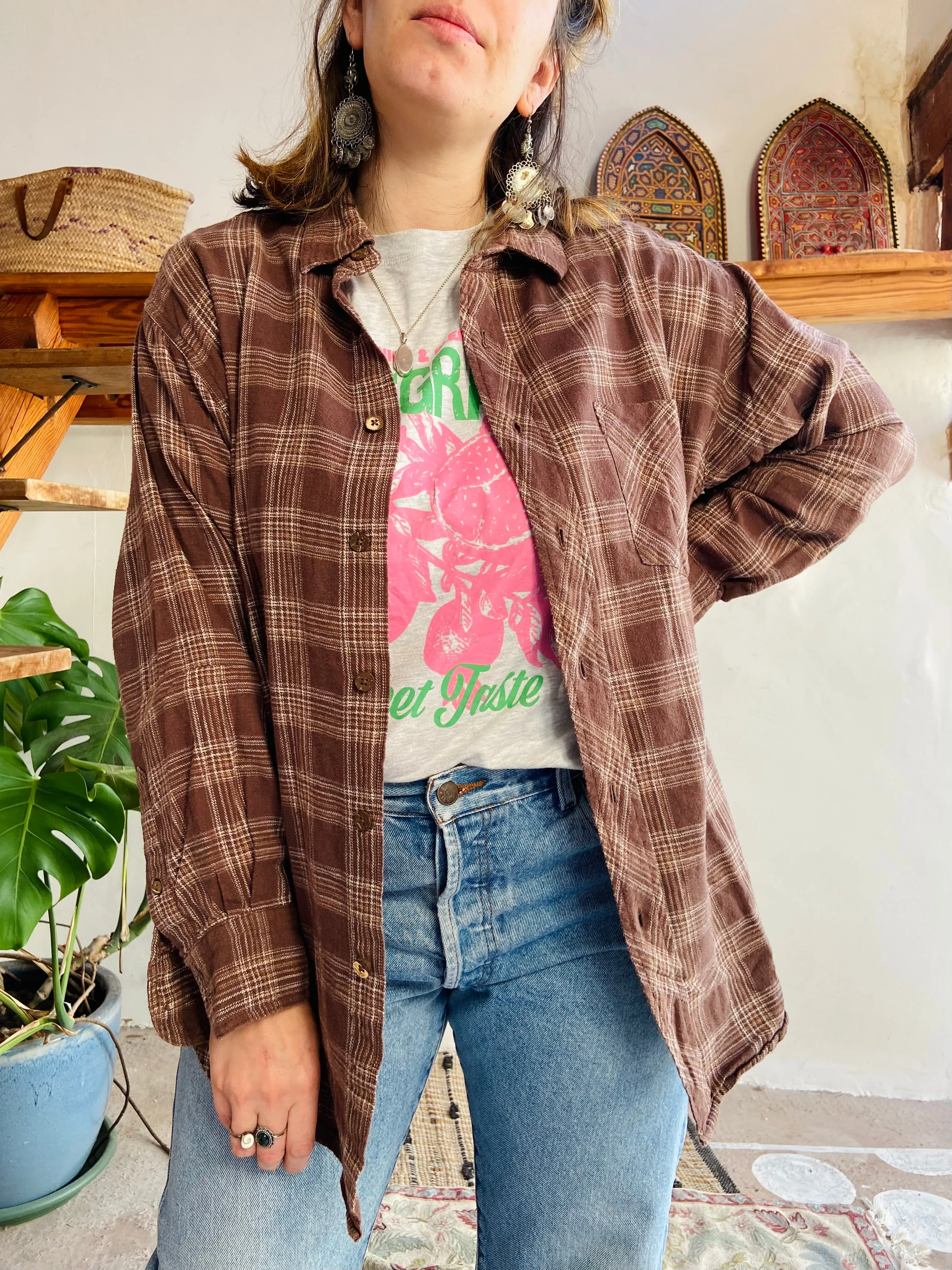 VINTAGE 90’s Brown Flannel Checked Long Sleeve Shirt - M/L