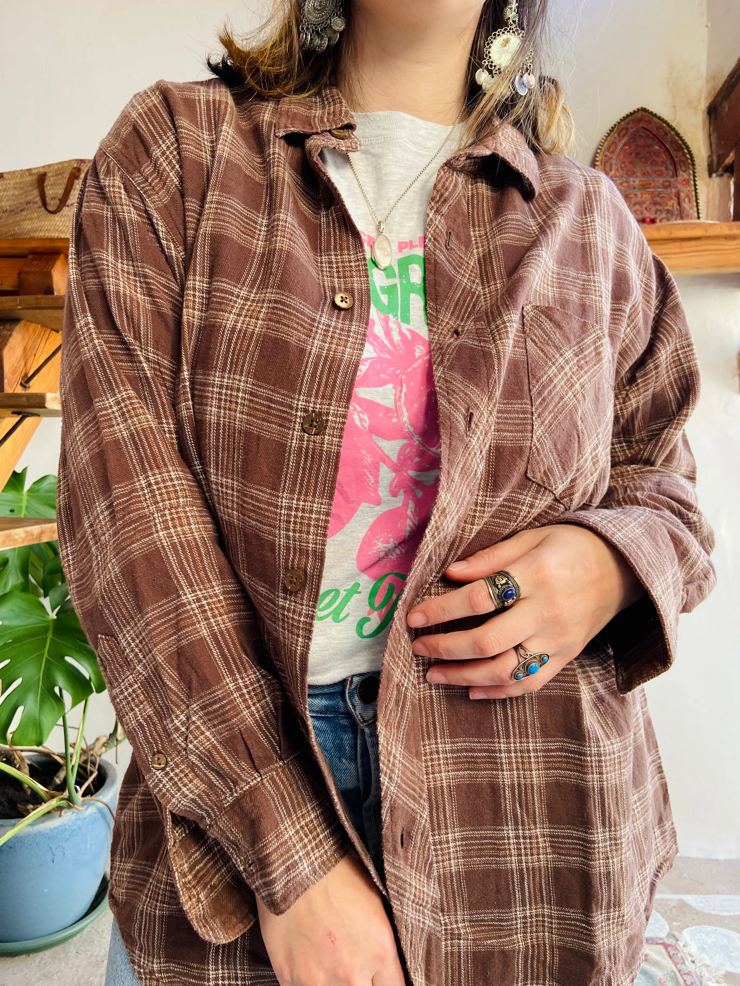 VINTAGE 90’s Brown Flannel Checked Long Sleeve Shirt - M/L
